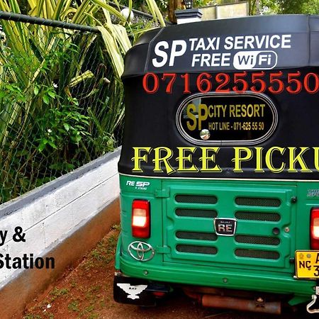 S P City Resort Anuradhapura Luaran gambar
