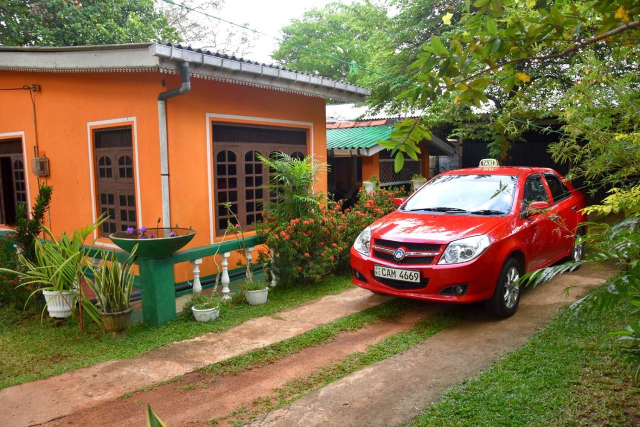 S P City Resort Anuradhapura Luaran gambar