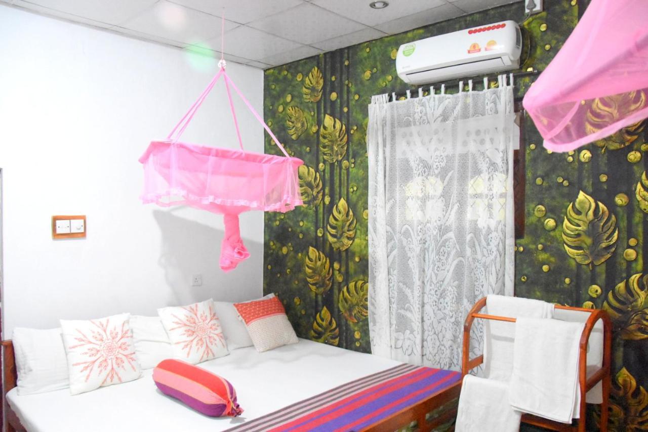 S P City Resort Anuradhapura Luaran gambar