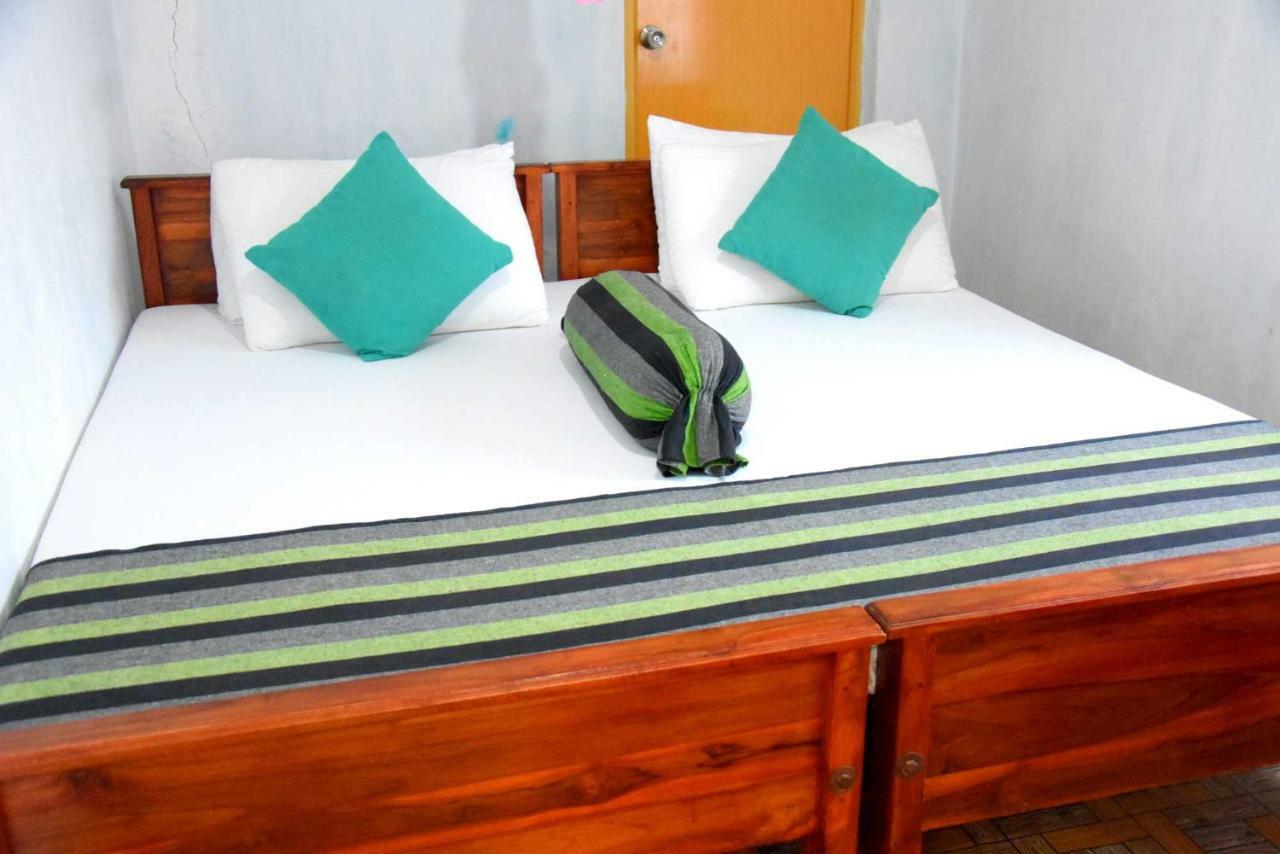 S P City Resort Anuradhapura Luaran gambar