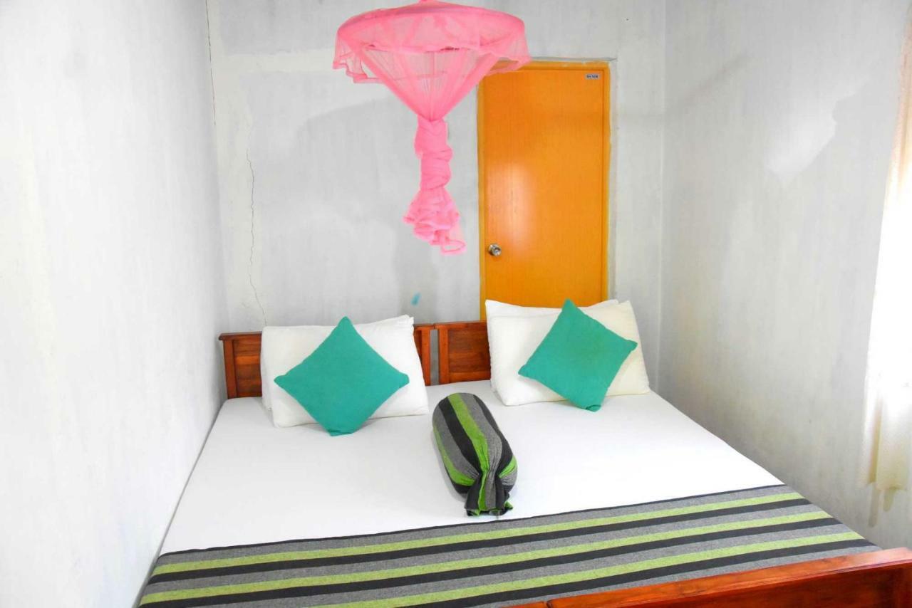 S P City Resort Anuradhapura Luaran gambar